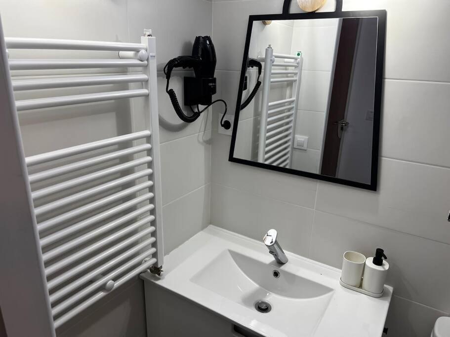 2B-Precioso Apartamento En Pleno Centro. A Estreno Alcazar de San Juan Esterno foto